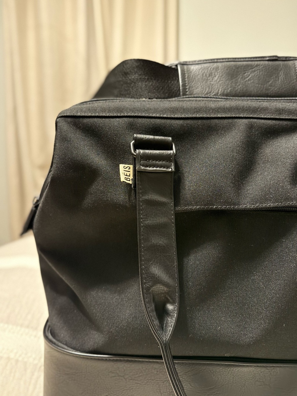 Beis Weekender Bag in Black - Picture 2 of 11